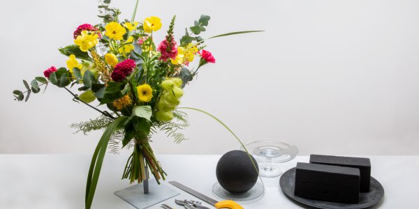Bouquet vs flower arrangement