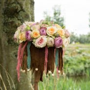 Bohemian wedding bouquet with spray roses of Interplant Roses