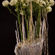 spray rose Snow World in Christmas flower arrangement by Pim van den Akker