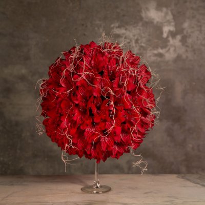 Colour love with red Alstroemeria Colour love with red Alstroemeria