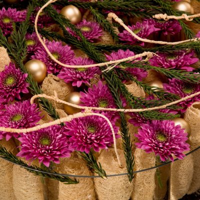 Christmas flower arrangement with Romance Purple