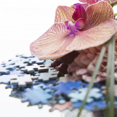 Puzzle pieces bouquet