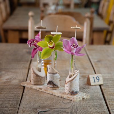 Single Cymbidium table decoration