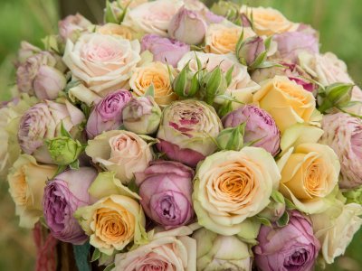 Boho wedding bouquet with spray roses