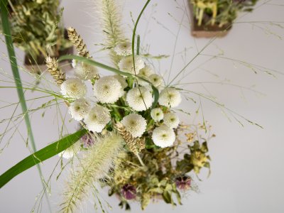 Commercial flower arrangements Commercial flower arrangements