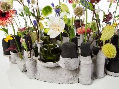 Contrasting black foam flower arrangement