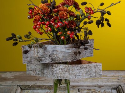 Autumn vase design with bark