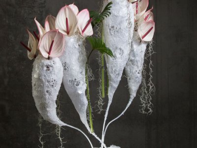 Icy Christmas object by Frédéric Dupré
