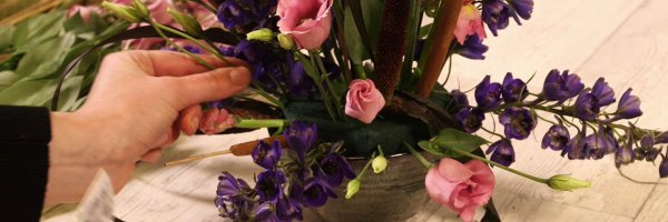 Online educatie programma leer nieuwe floristry skills flower arrangements