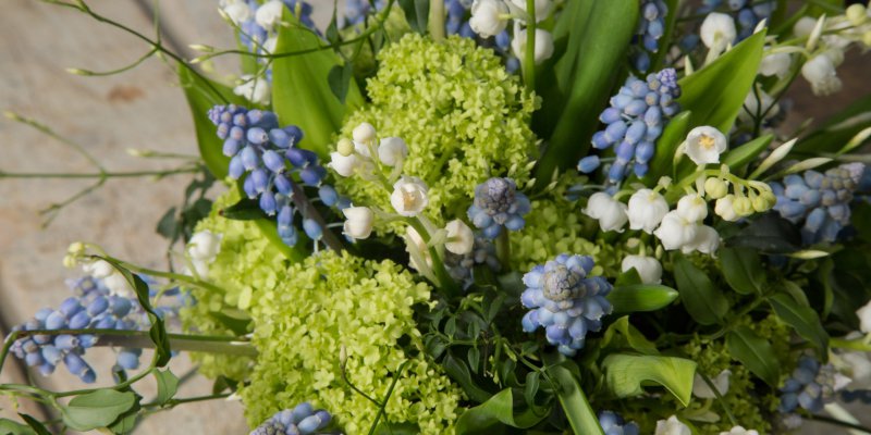 Sweet small spring bouquet