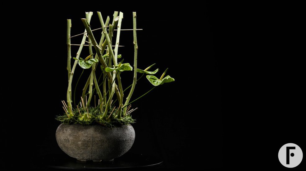 Anthurium Midori and sunflowers in a design by Pim van den Akker