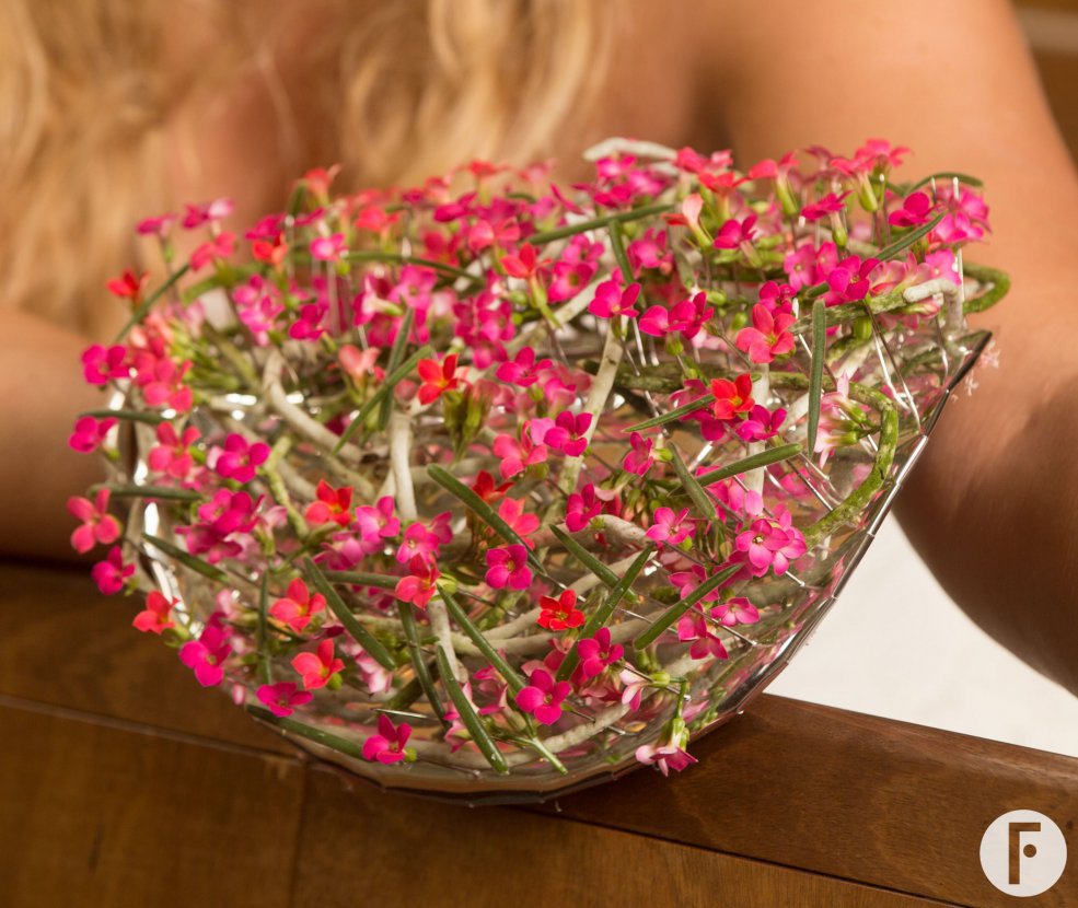 Floral wedding bracelet with Kalanchoë - close-up