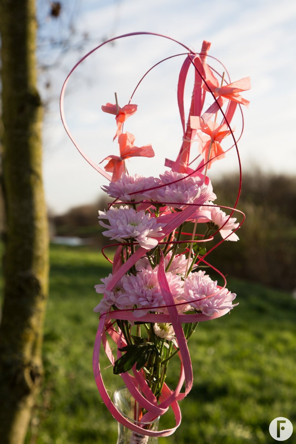Chrysanthemum Baltica Pink - design with just two stems
