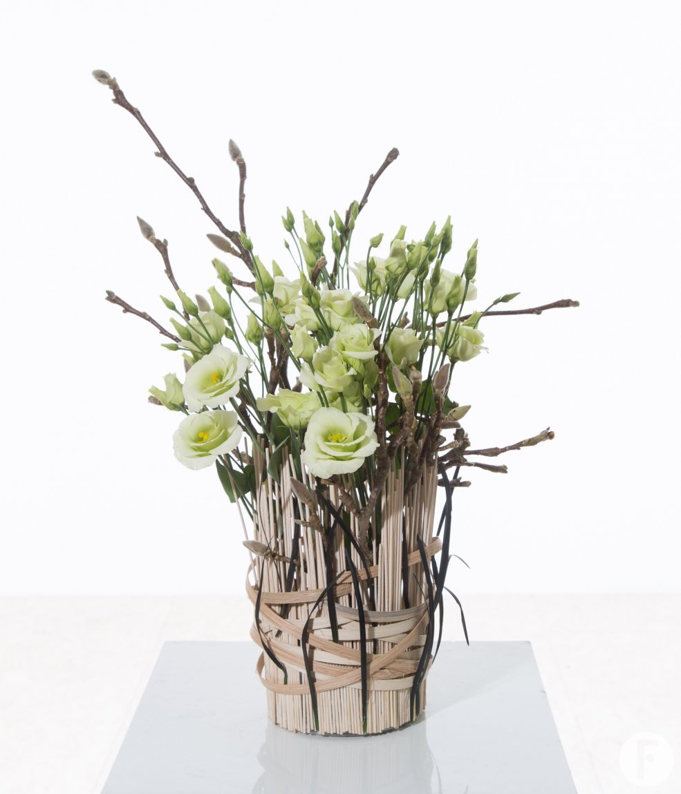 Nelleke Bontje flower arrangement Lisianthus Flower Factor for Van der Lugt 1