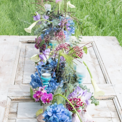 Table a la Francaise - summer feeling outside