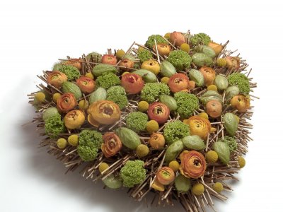 Heart-shaped arrangement