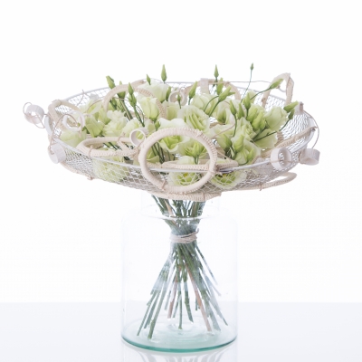 Recycled bouquet frame