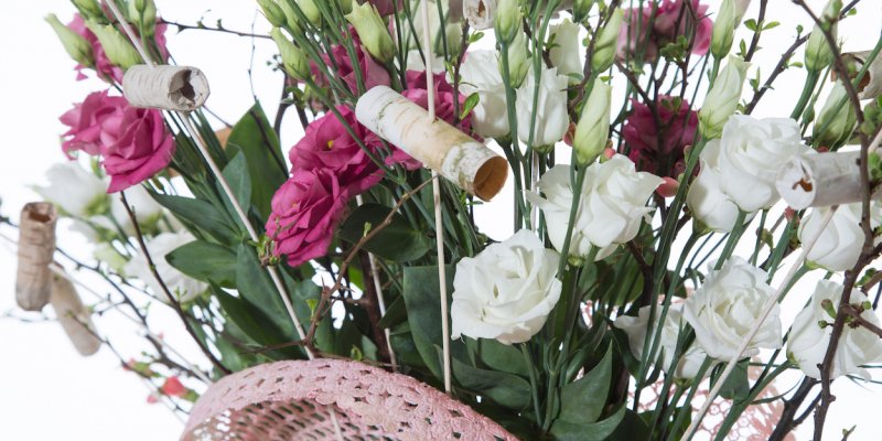 Fan shape bouquet - Van der Lugt - close