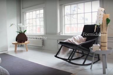 Not just white... orchids for a luxury bedroom 