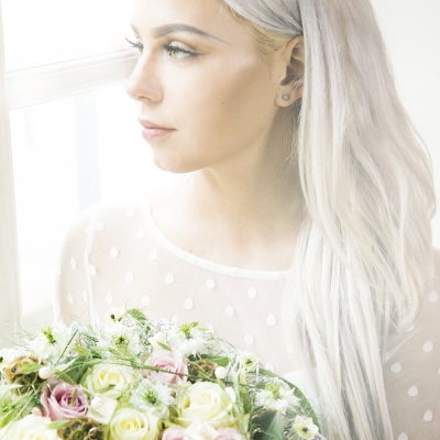 Wedding bouquet with Avalanche roses