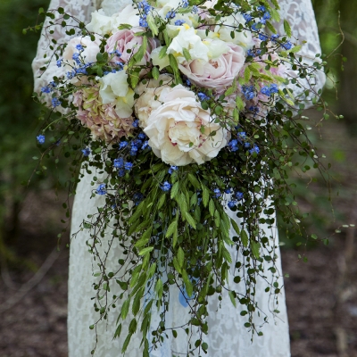 Boho cascade wedding bouquet by Giada Graziani