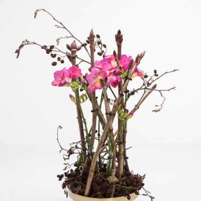 Autumn style floral arrangement with Freesia