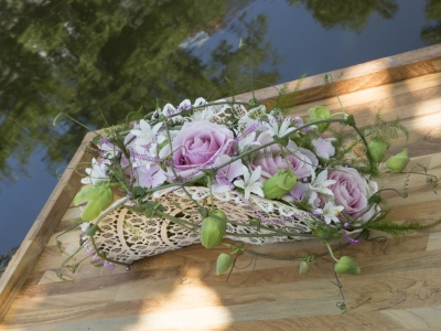 Sweet pink wedding 'clutch'