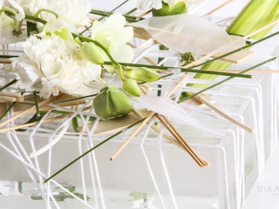 Crisp white flower design - close up