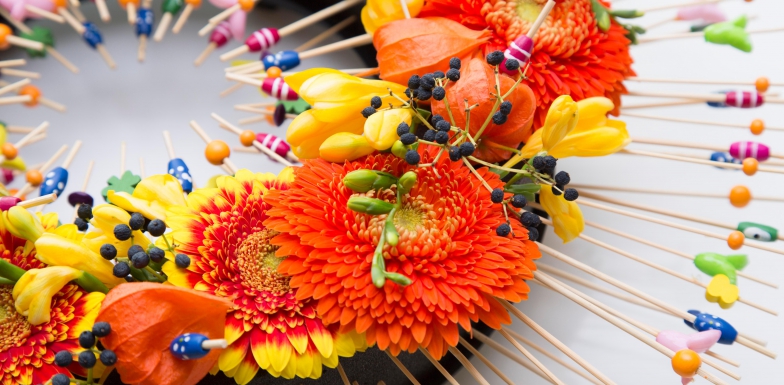 Fun flower arrangement 'Summer in Rio'