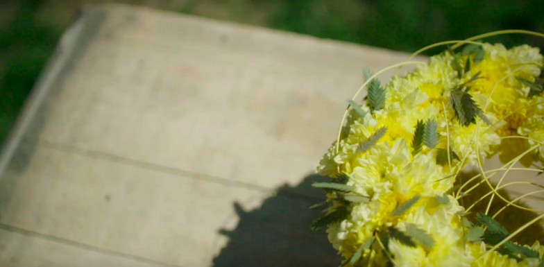 Summer table decoration with Chrysanthemums