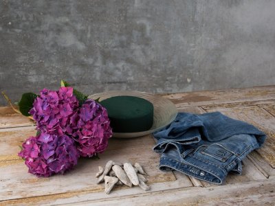 Step-by-step: Ultra Violet Hydrangea design